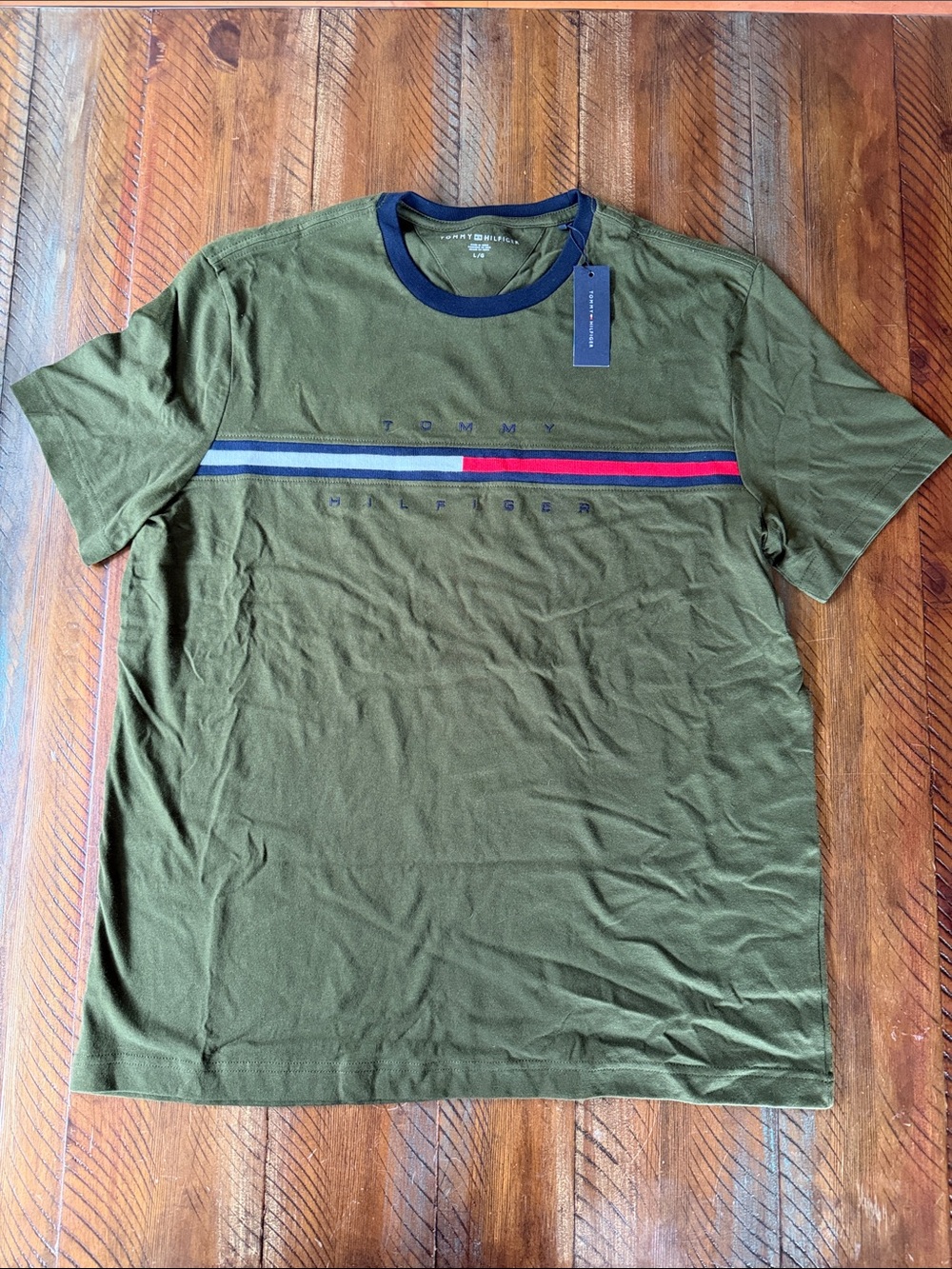 Men’s Tommy Hilfiger Top Short Sleeve Shirt New Large NWT